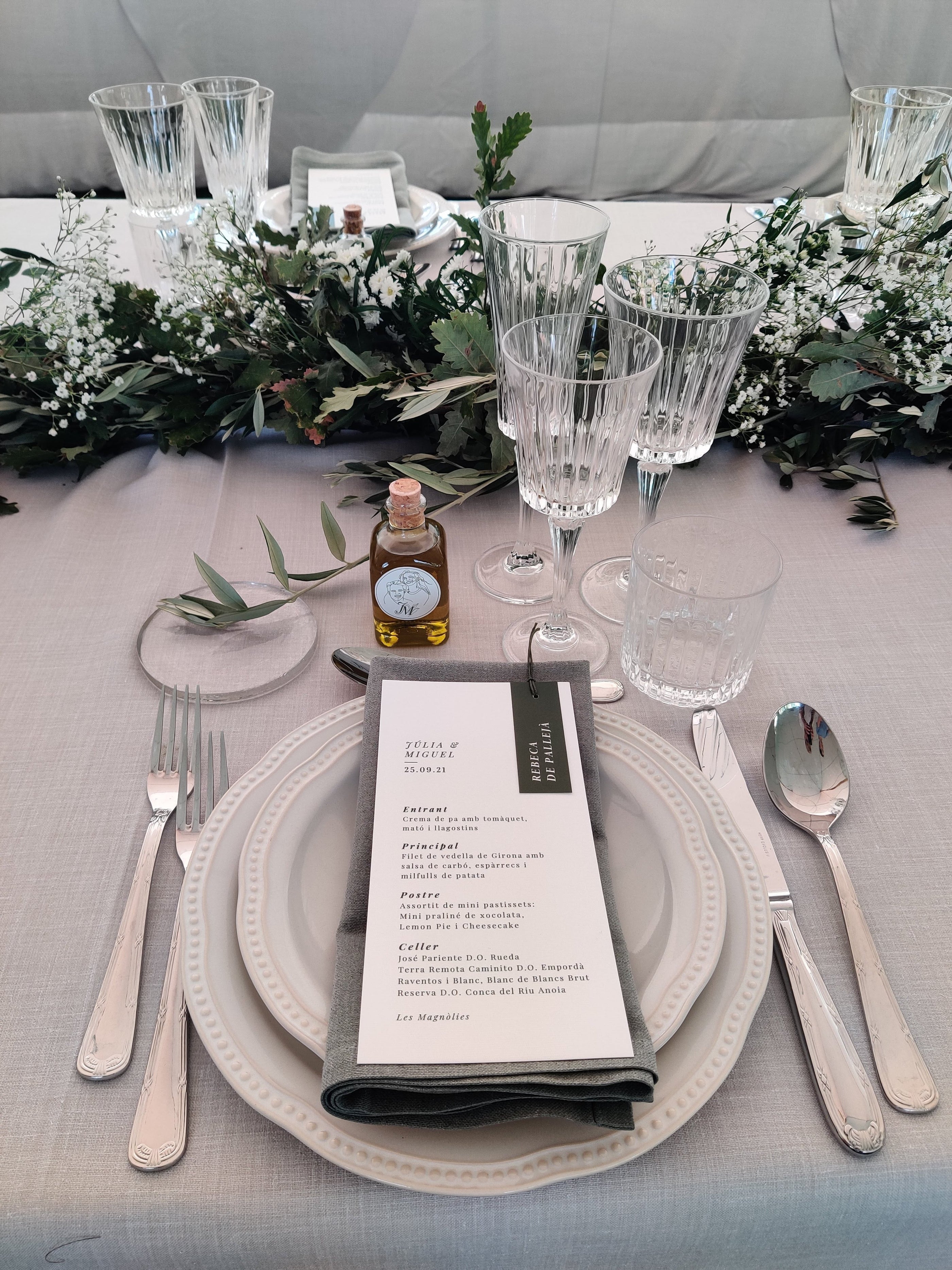 El Regalo Perfecto para tu Boda: Botellas de Aceite de Oliva Personalizadas